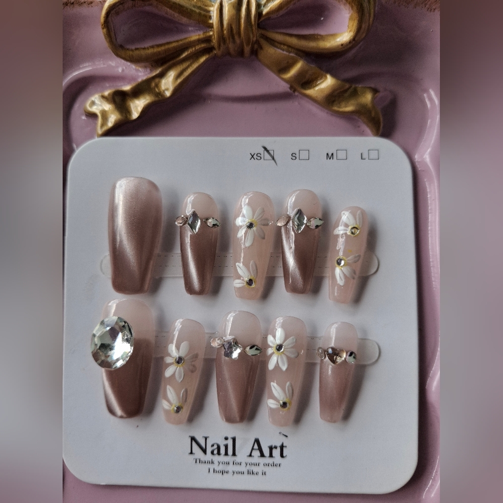 Chic Floral Press-On Nails with Rhinestones Size XS Extra Small